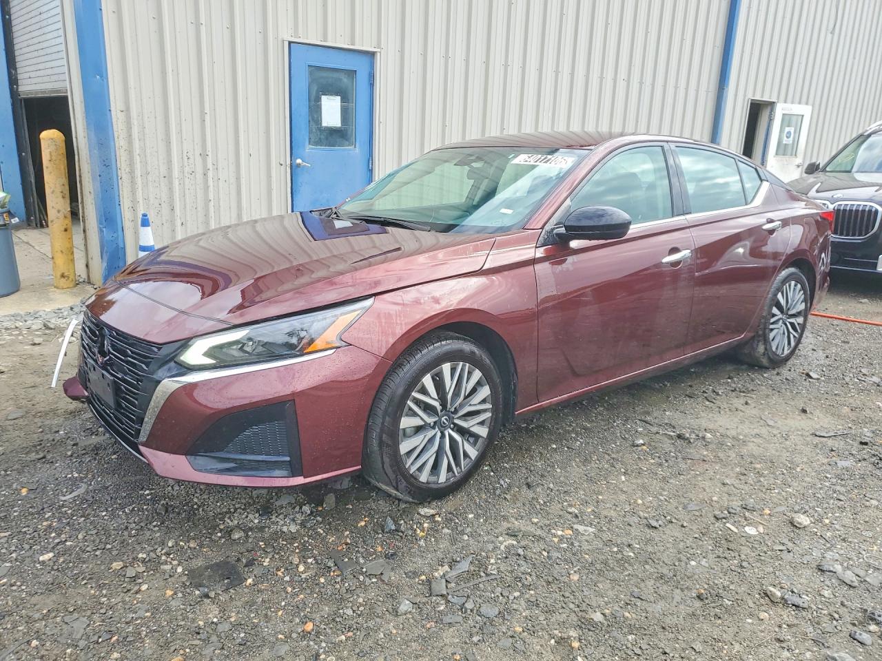 2024 NISSAN ALTIMA SV