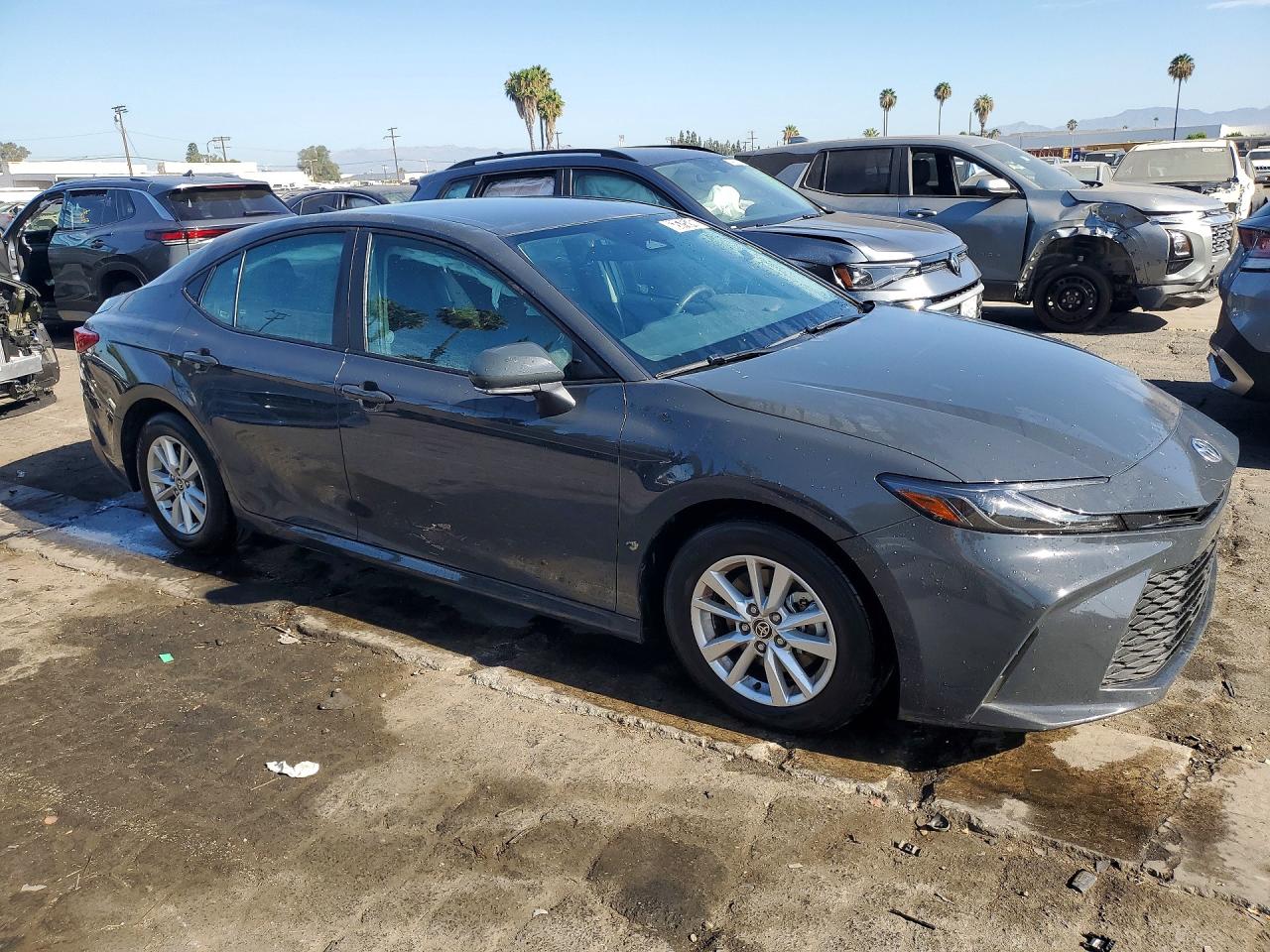 2025 TOYOTA CAMRY LE — снимка 4