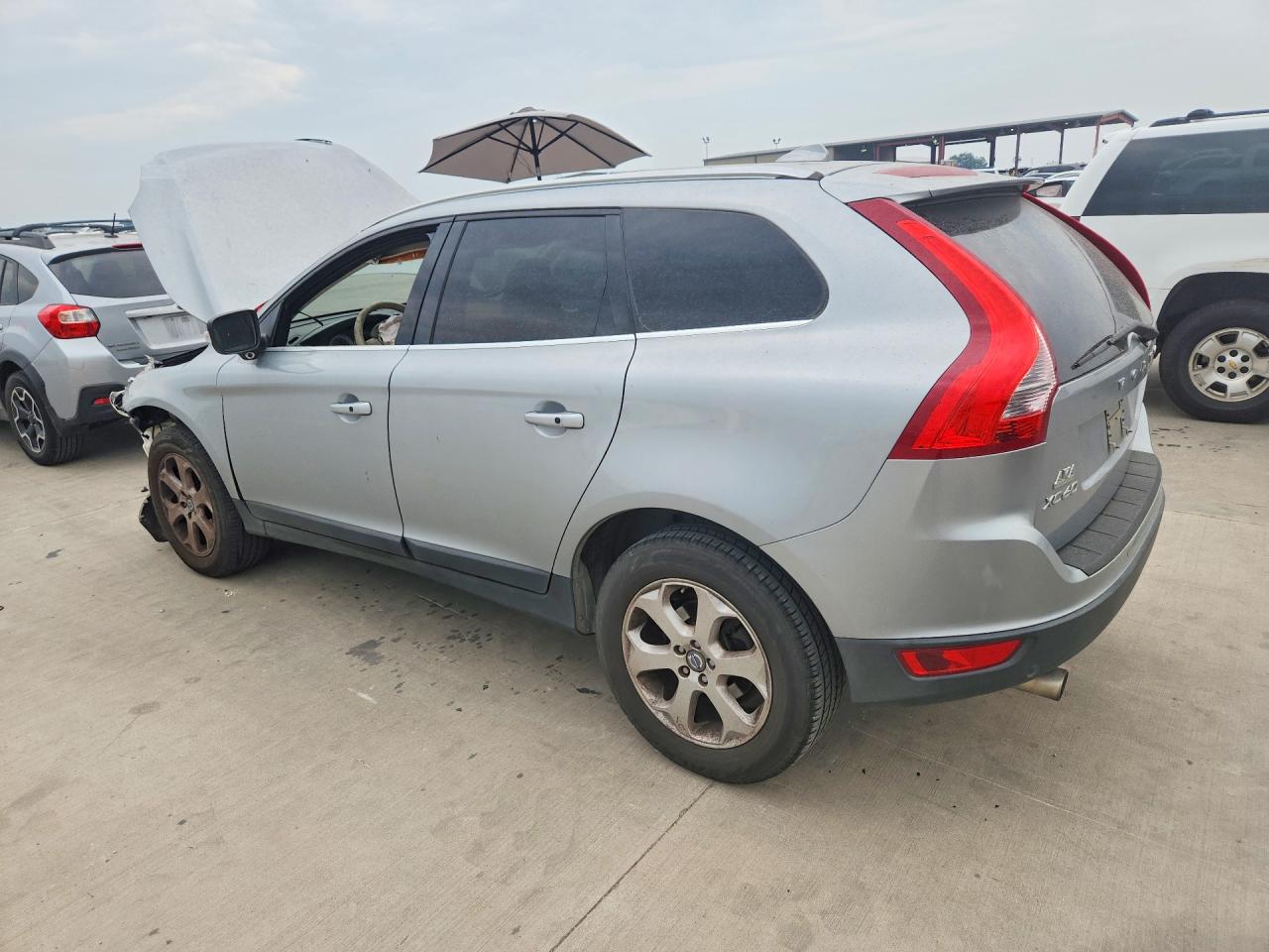 2013 VOLVO XC60 3.2 — снимка 2