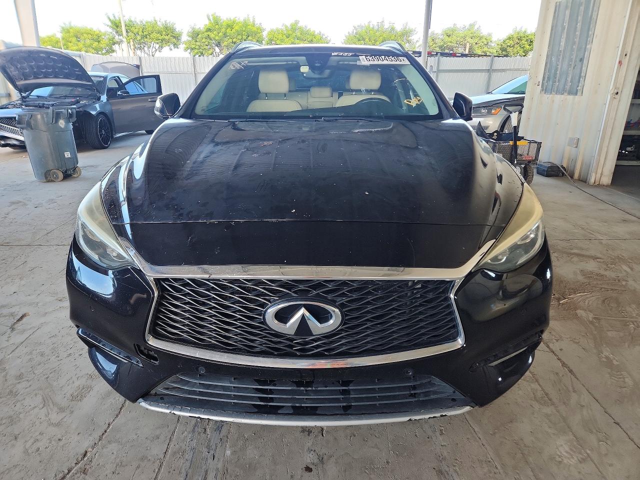 2017 INFINITI QX30 BASE — снимка 5