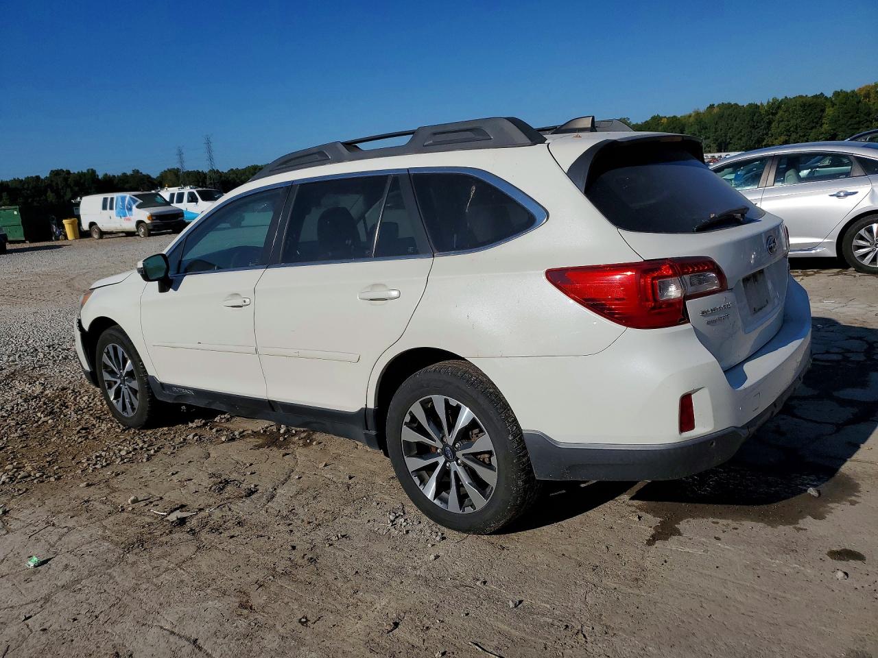 2017 SUBARU OUTBACK 2.5I LIMITED — снимка 2