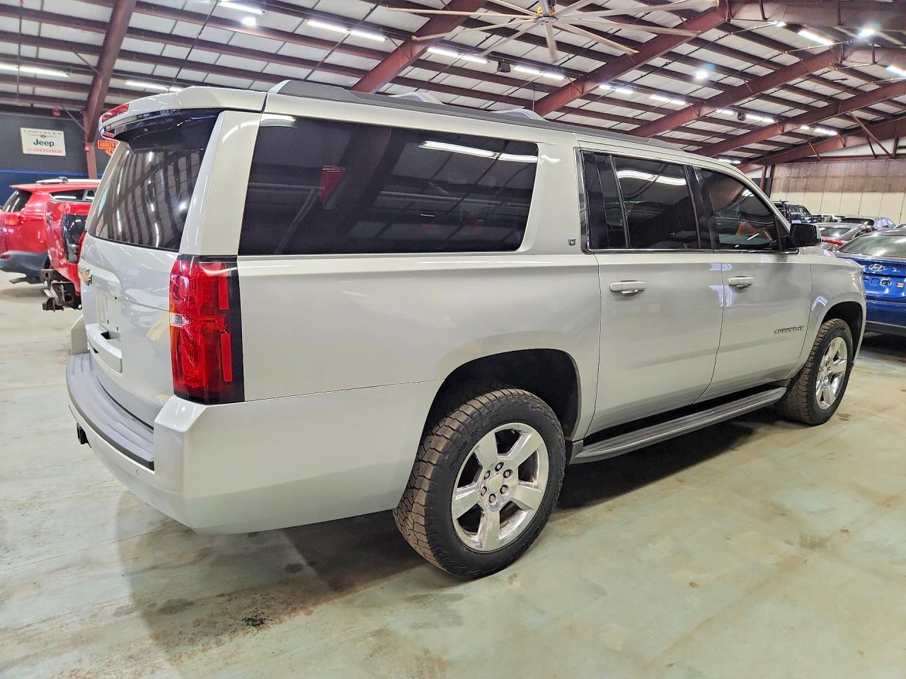 2015 CHEVROLET SUBURBAN K1500 LT — снимка 3