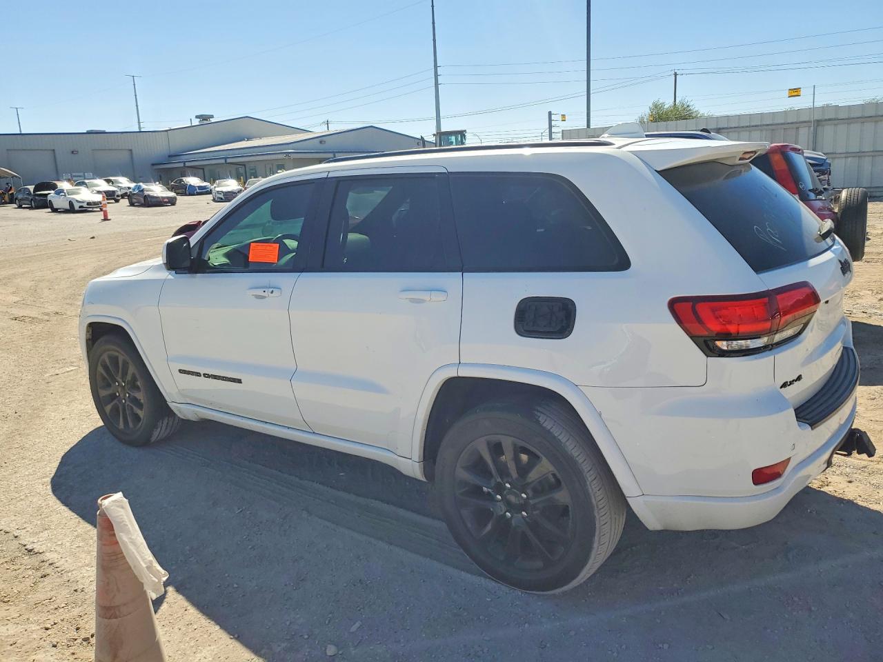 2017 JEEP GRAND CHEROKEE LAREDO — снимка 2