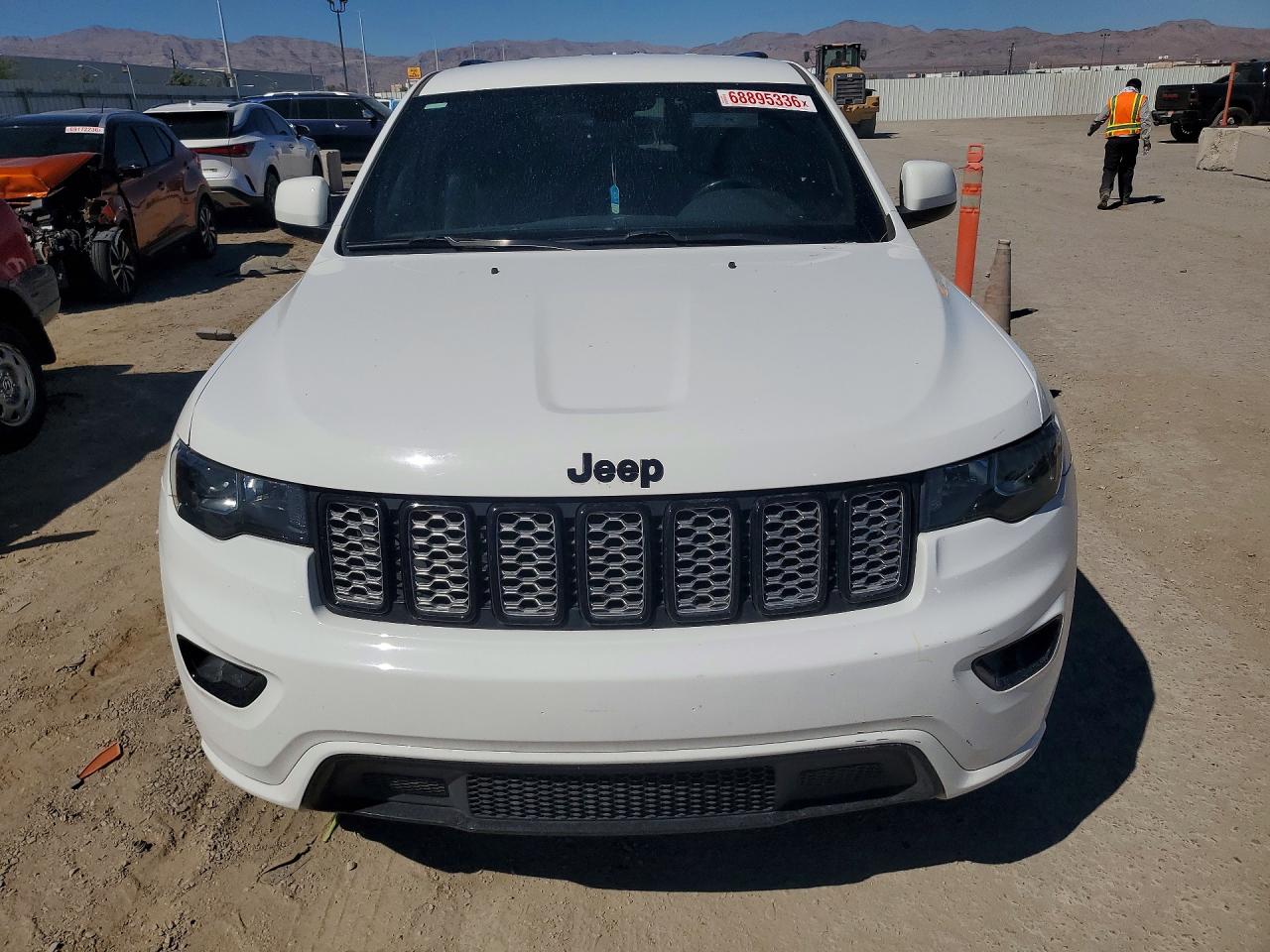 2017 JEEP GRAND CHEROKEE LAREDO — снимка 5