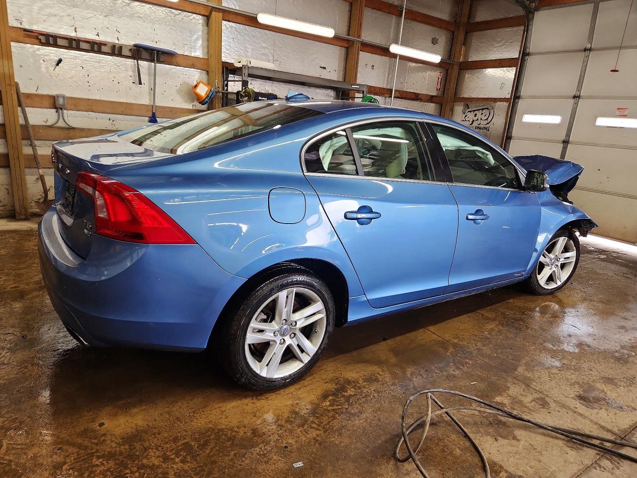 2014 VOLVO S60 T5 — снимка 3