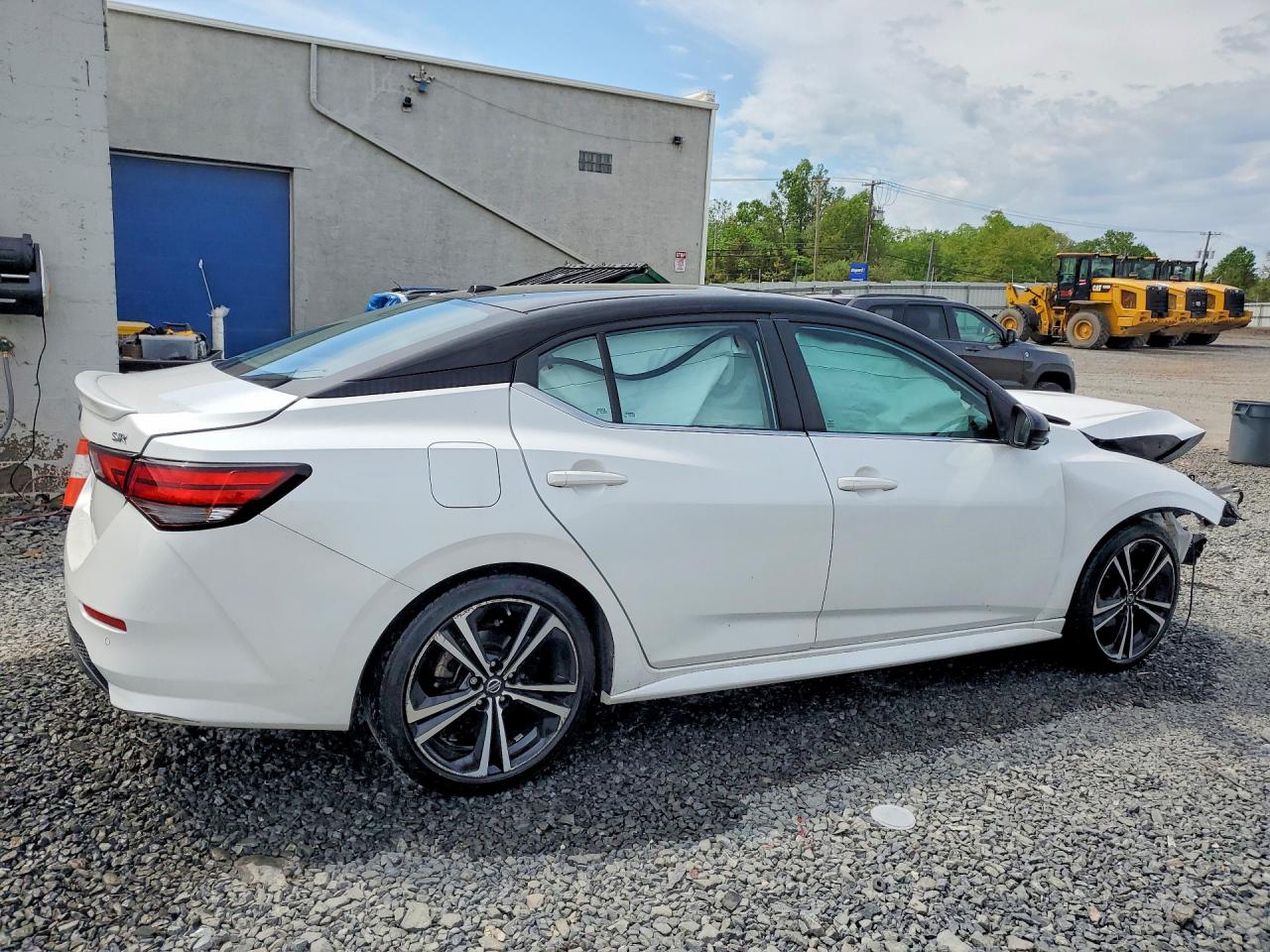 2021 NISSAN SENTRA SR — снимка 3
