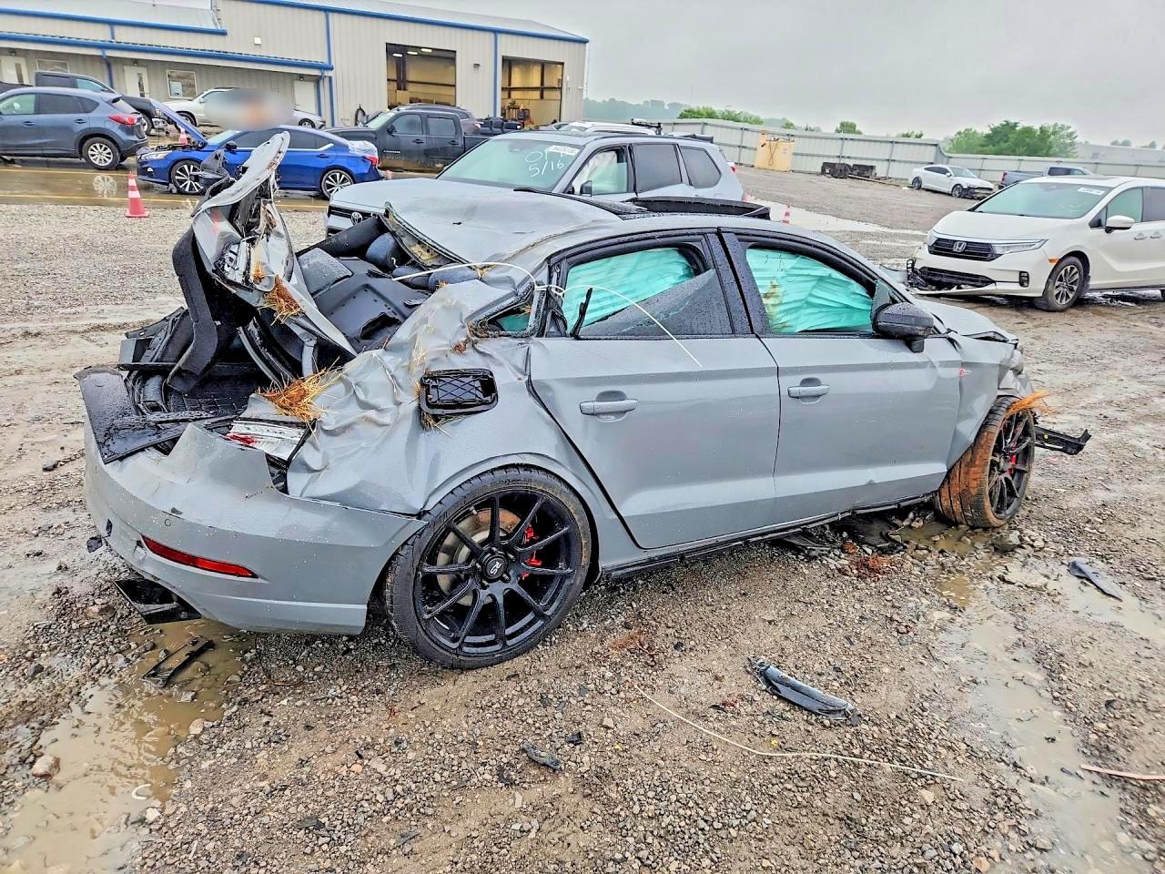 2020 AUDI RS3 — снимка 3