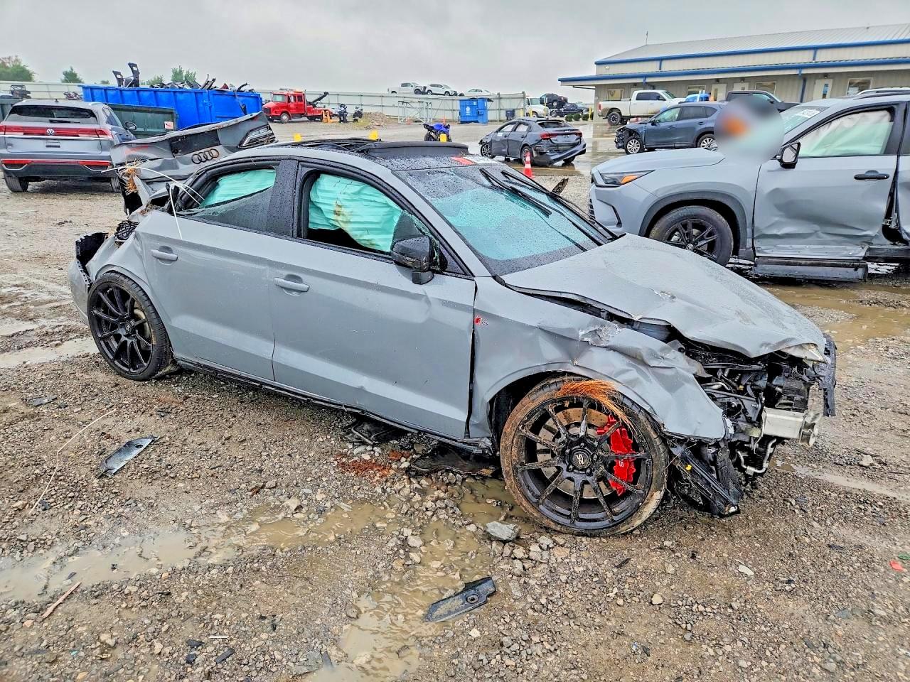 2020 AUDI RS3 — снимка 4