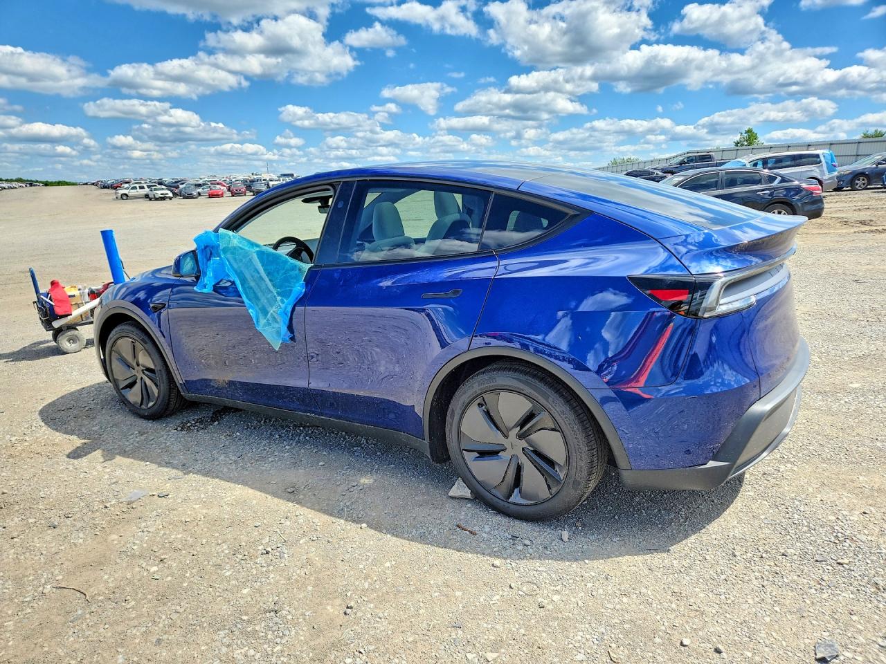 2026 TESLA MODEL Y — снимка 2