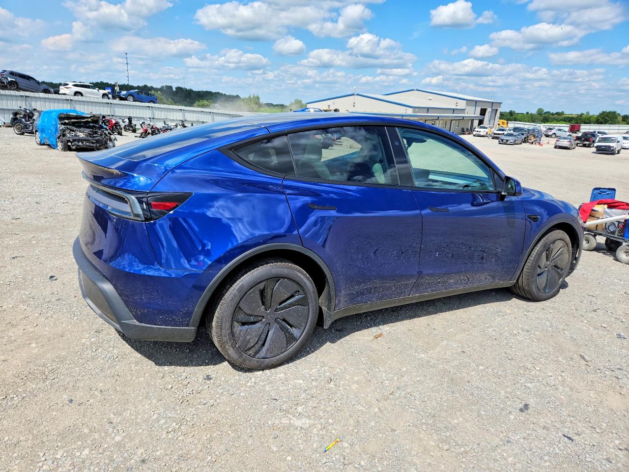 2026 TESLA MODEL Y — снимка 3