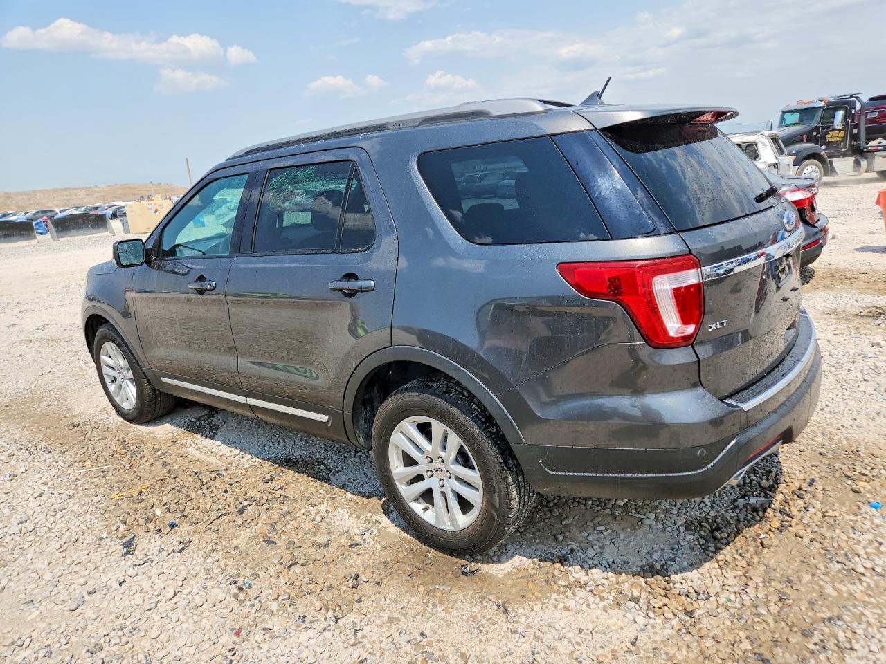 2018 FORD EXPLORER XLT — снимка 2