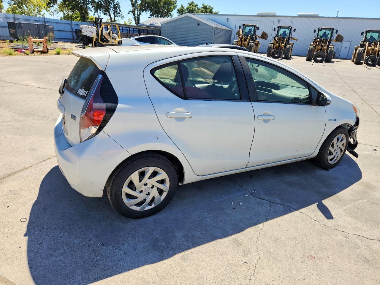 2015 TOYOTA PRIUS C TWO — снимка 3