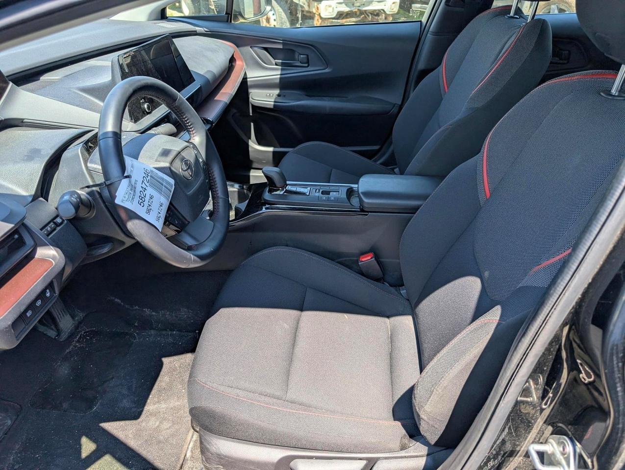 2024 TOYOTA PRIUS PRIME SE