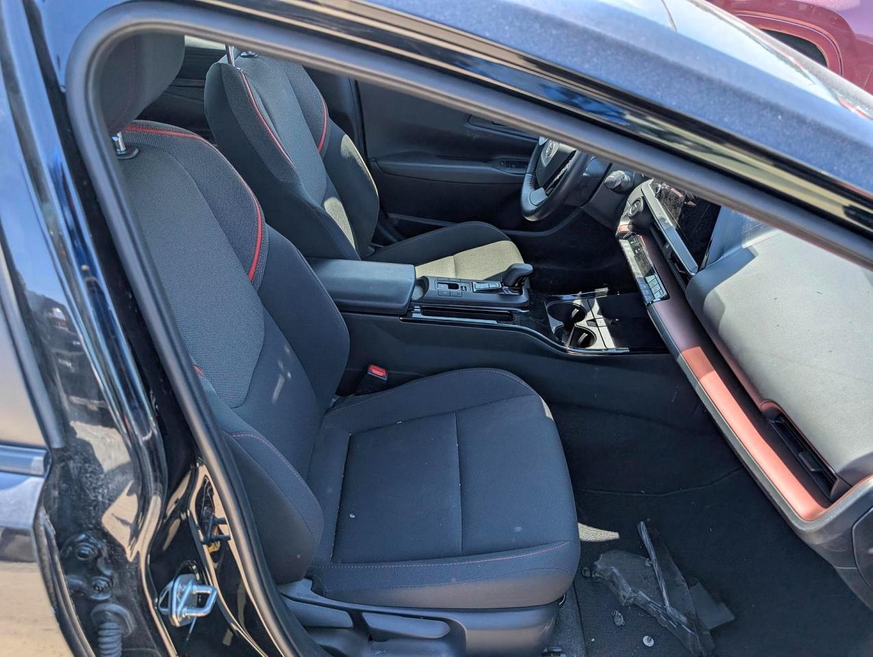 2024 TOYOTA PRIUS PRIME SE — снимка 3