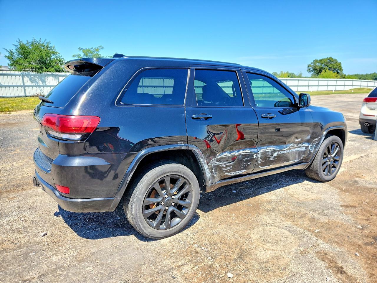 2017 JEEP GRAND CHEROKEE LAREDO — снимка 3