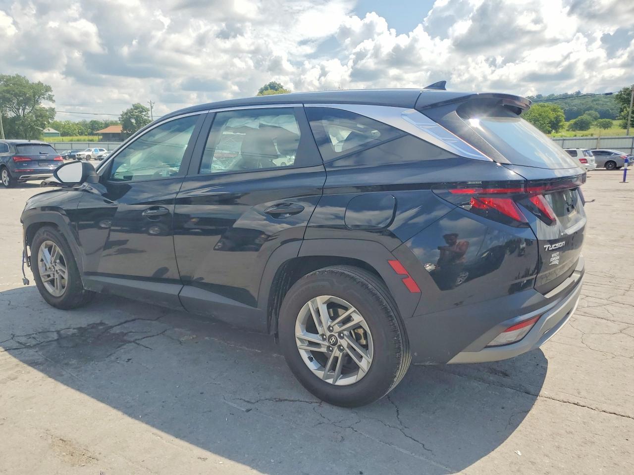2025 HYUNDAI TUCSON SE — снимка 2