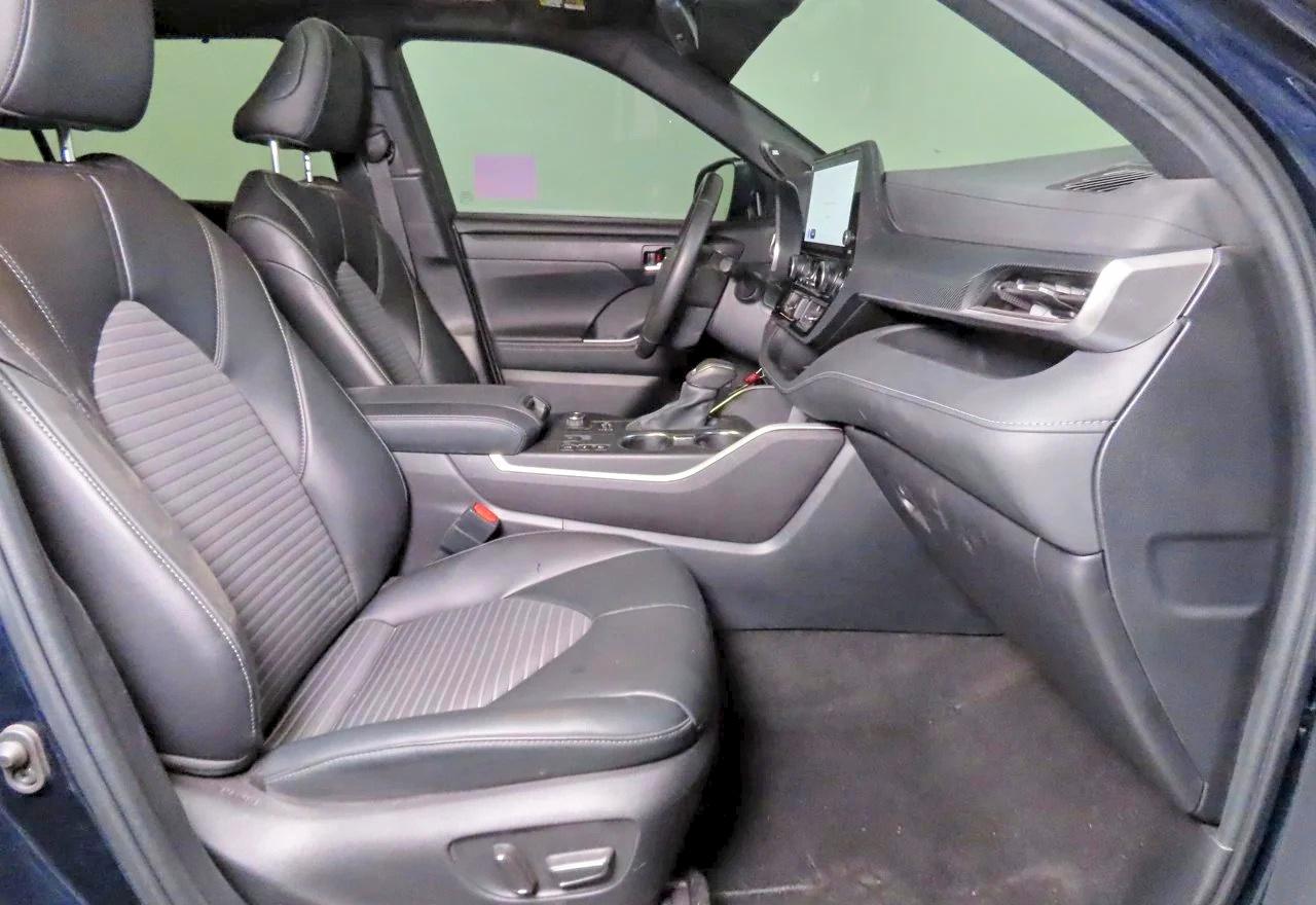 2024 TOYOTA HIGHLANDER XSE — снимка 5