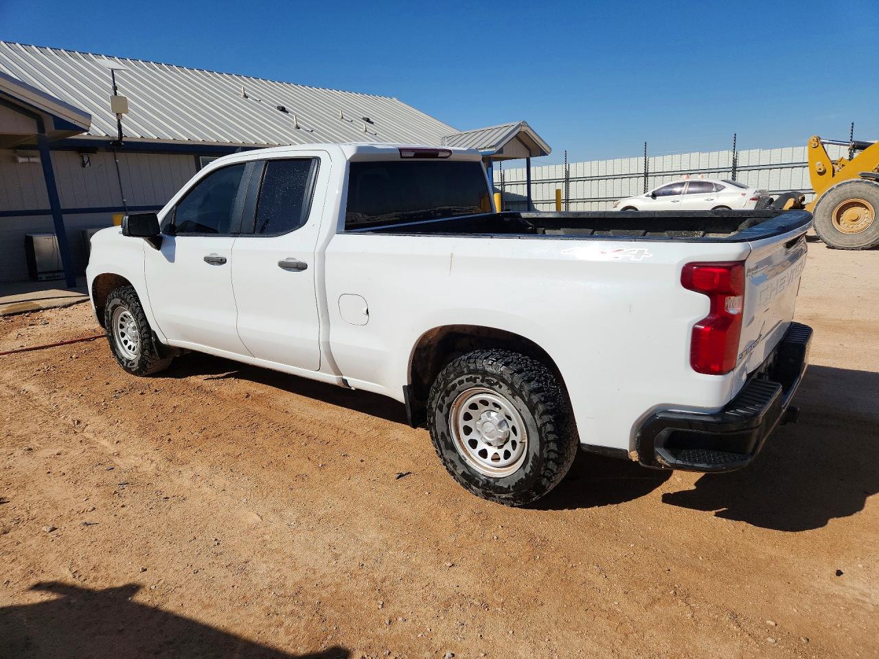 2023 CHEVROLET SILVERADO K1500 — снимка 2