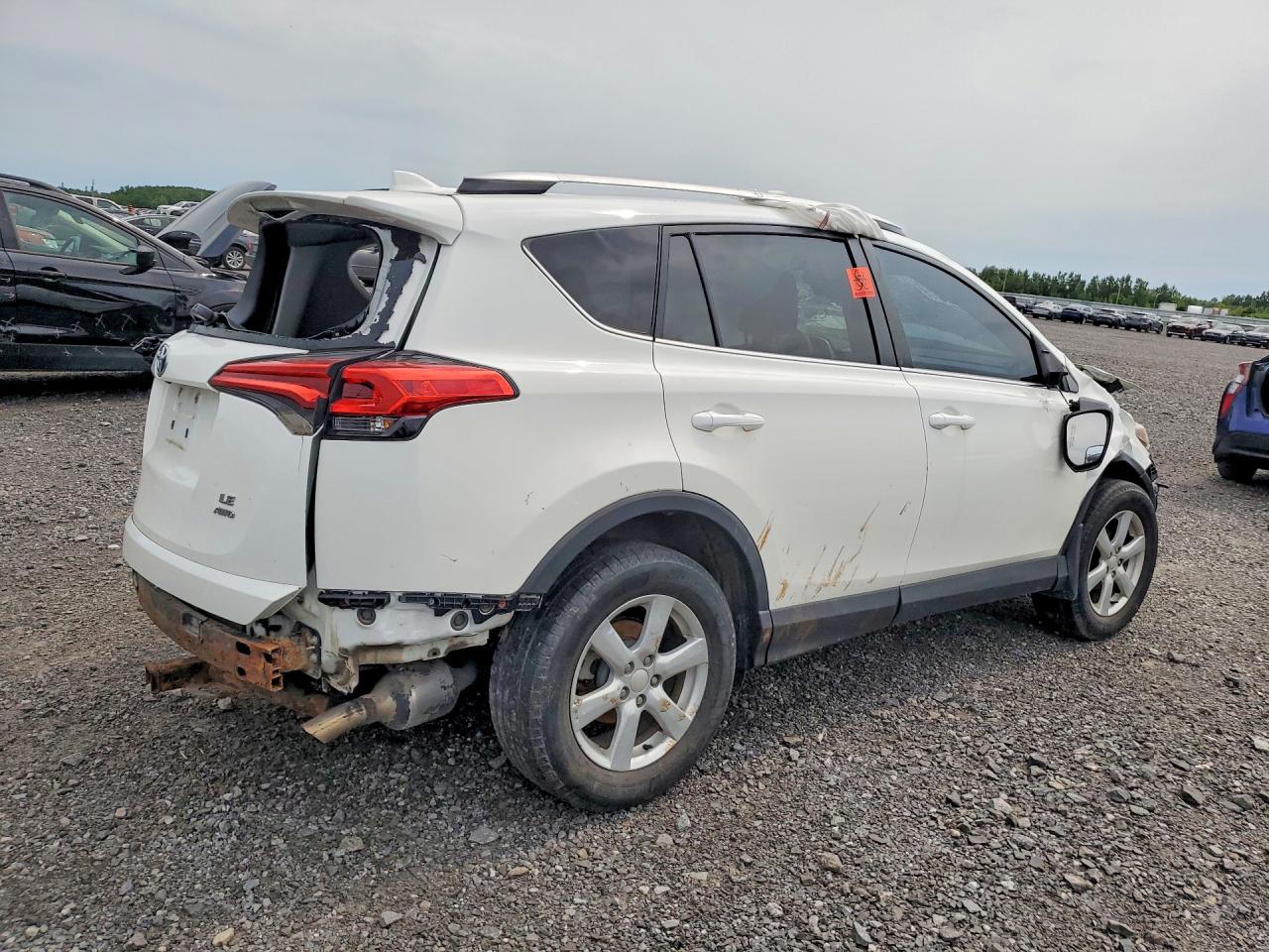 2016 TOYOTA RAV4 LE — снимка 3