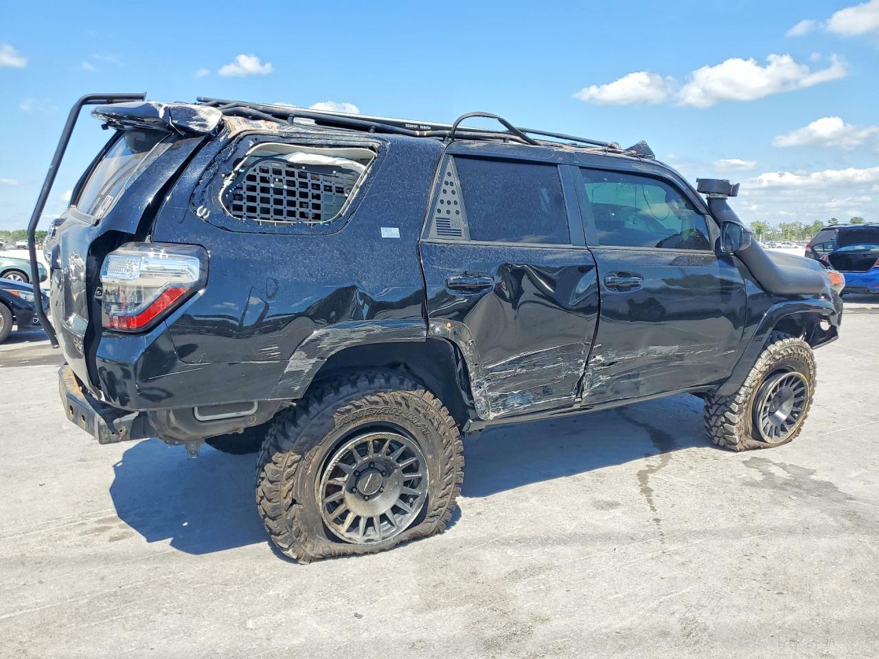 2018 TOYOTA 4RUNNER SR5 — снимка 3