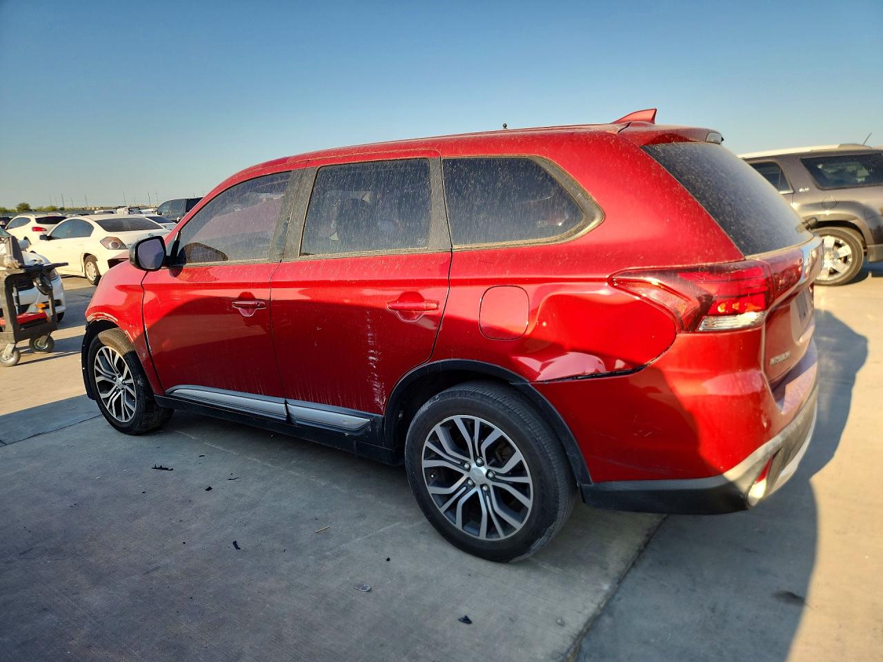2017 MITSUBISHI OUTLANDER ES — снимка 2