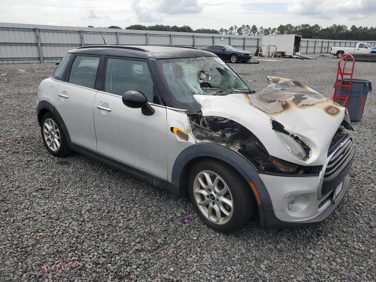 2016 MINI COOPER — снимка 4