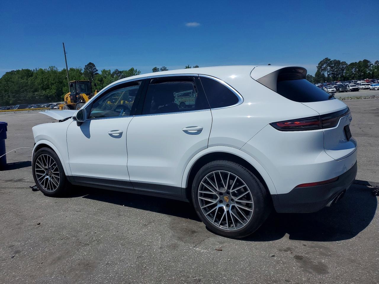 2021 PORSCHE CAYENNE S — снимка 2