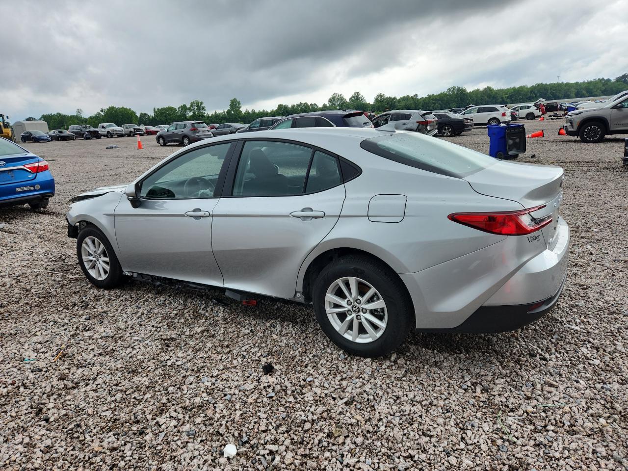 2026 TOYOTA CAMRY LE — снимка 2
