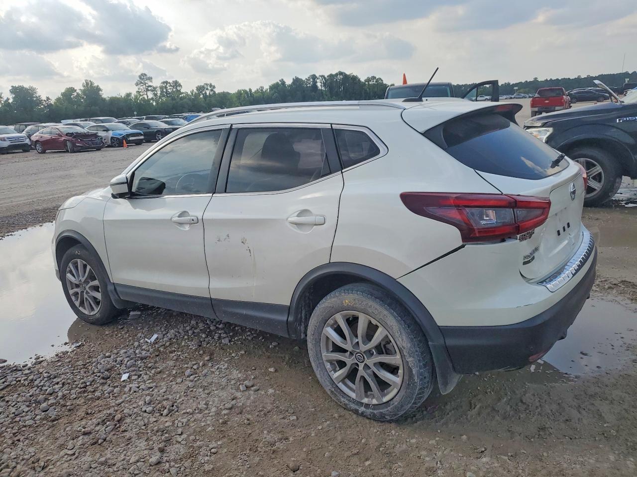 2021 NISSAN ROGUE SPORT SV — снимка 2