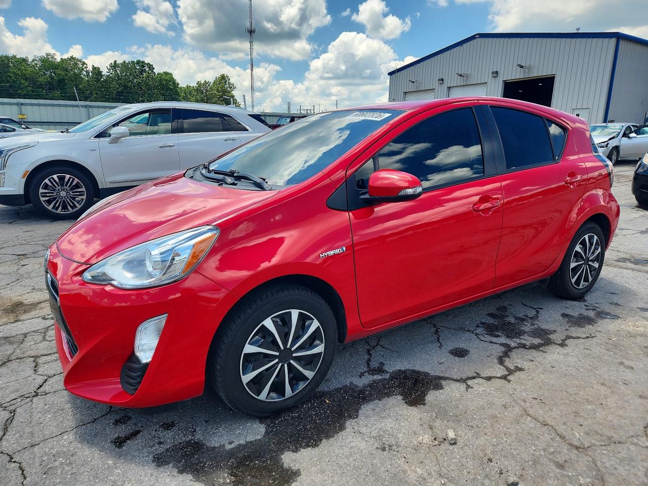 2016 TOYOTA PRIUS C TWO