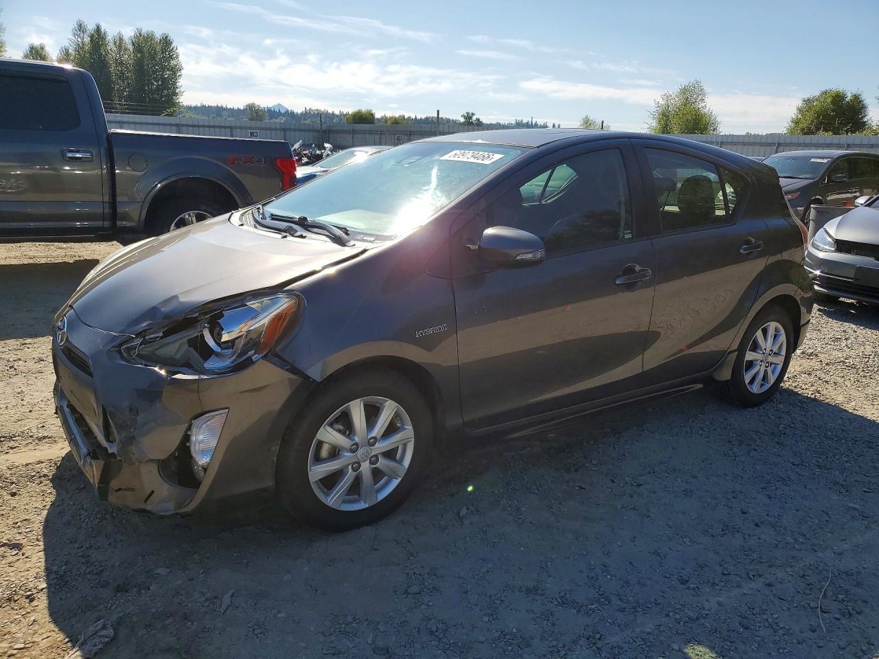 2017 TOYOTA PRIUS C FOUR