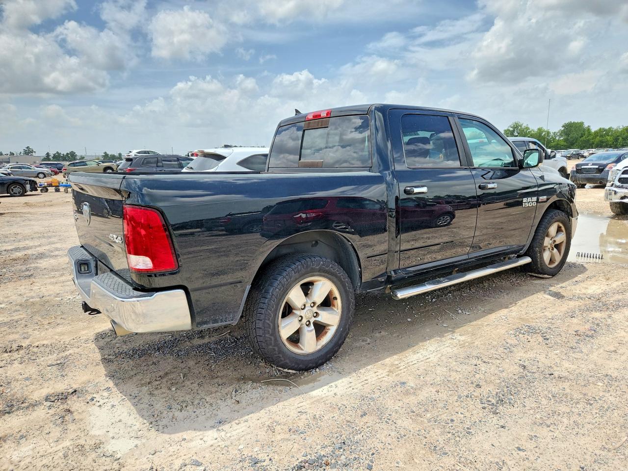 2016 RAM 1500 SLT — снимка 3