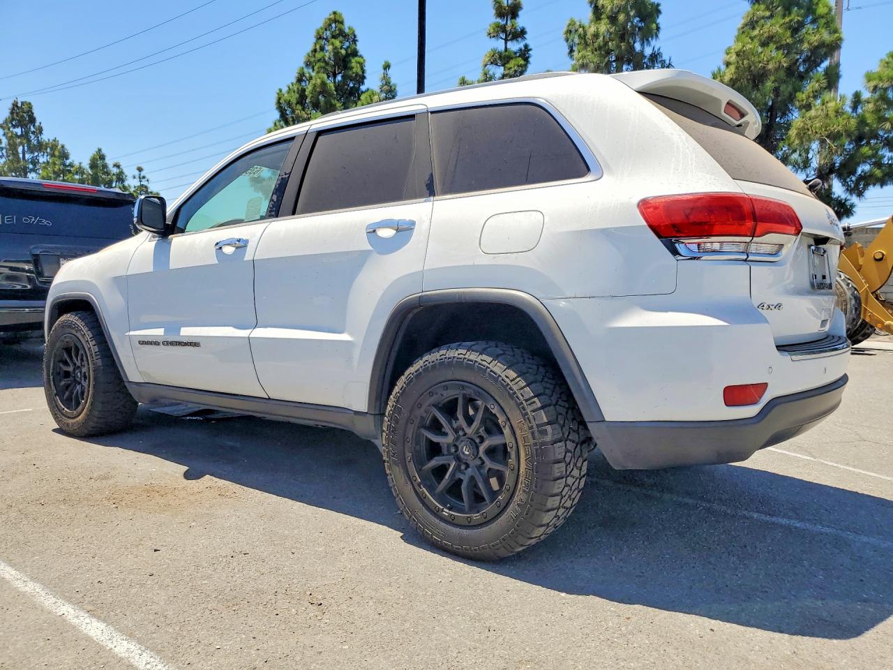 2017 JEEP GRAND CHEROKEE LIMITED — снимка 2