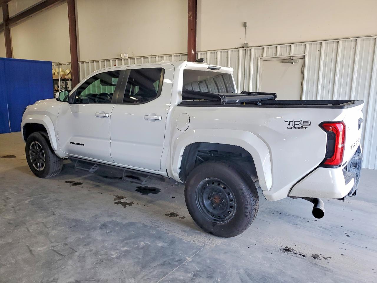 2024 TOYOTA TACOMA TRD SPORT — снимка 2