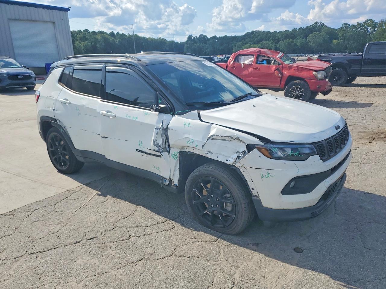 2024 JEEP COMPASS LATITUDE — снимка 4