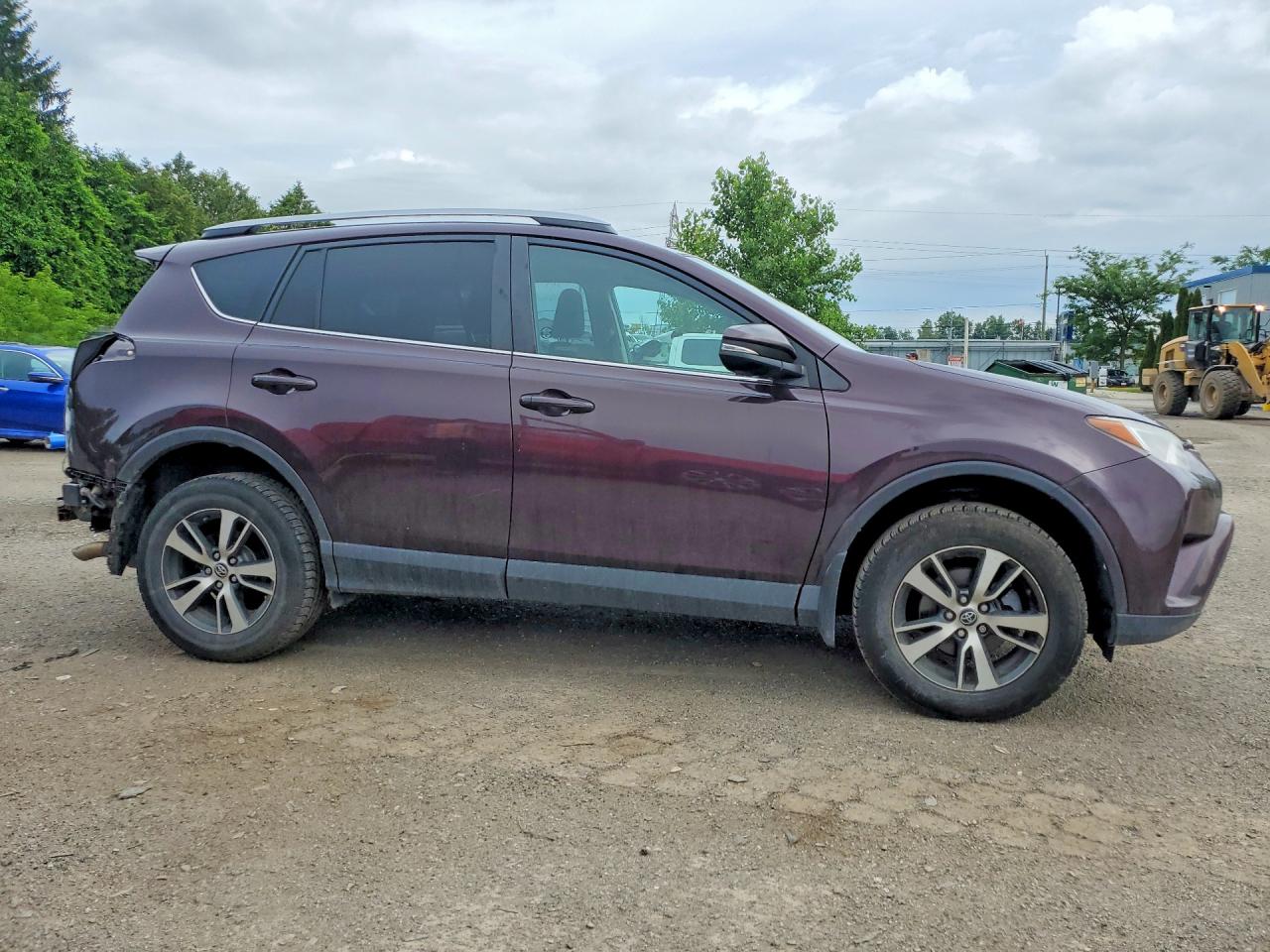 2017 TOYOTA RAV4 XLE — снимка 4