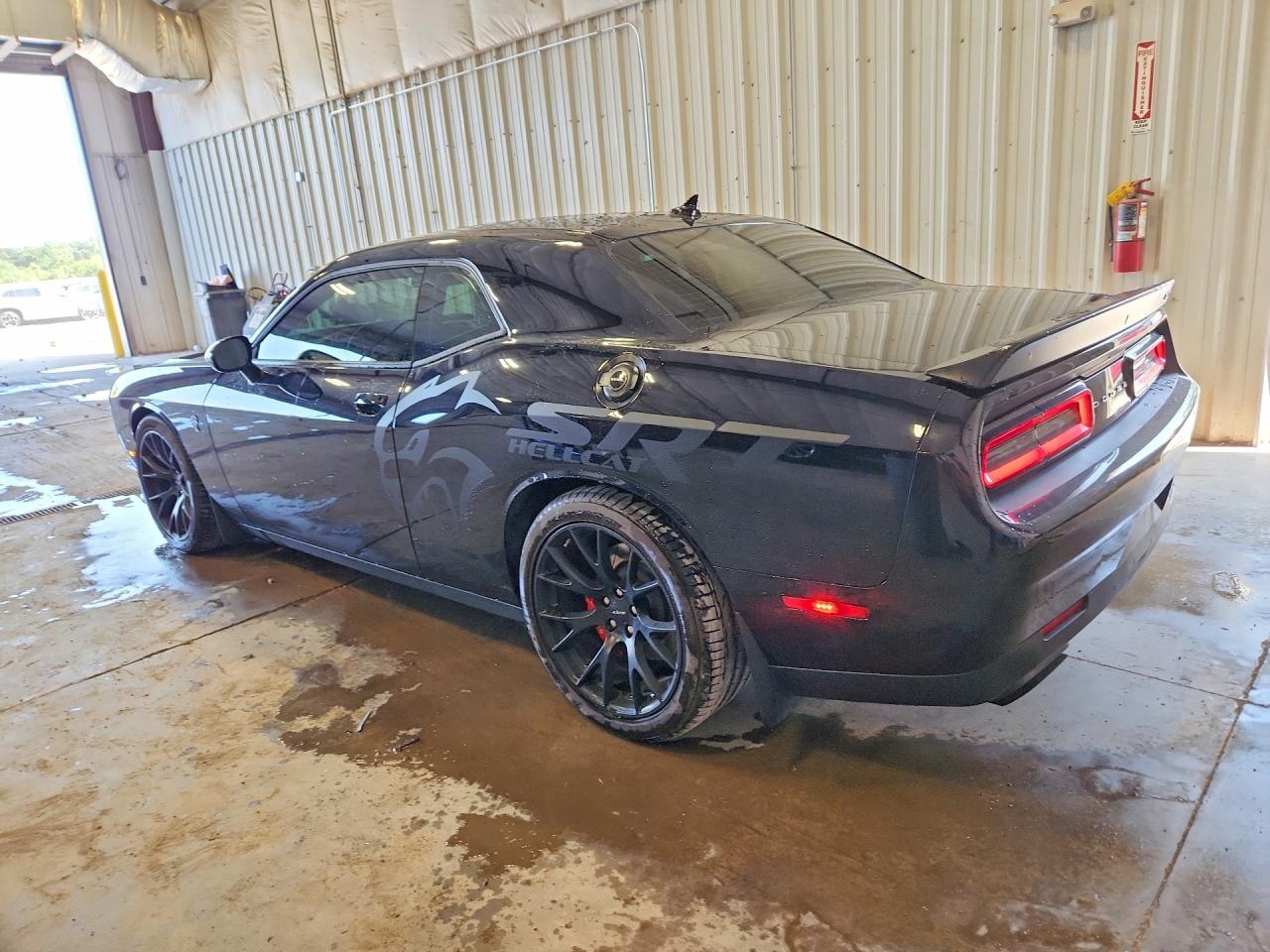 2016 DODGE CHALLENGER SRT HELLCAT — снимка 2