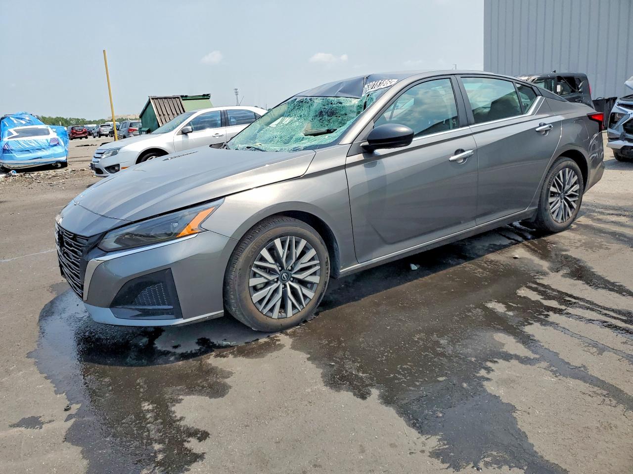 2025 NISSAN ALTIMA SV