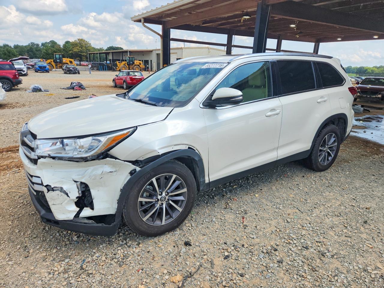 2019 TOYOTA HIGHLANDER XLE