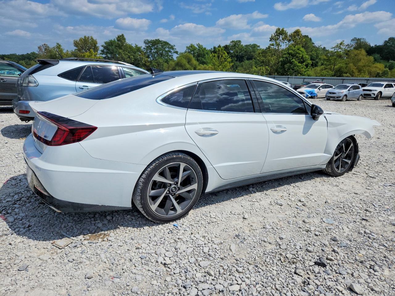 2022 HYUNDAI SONATA SEL PLUS — снимка 3