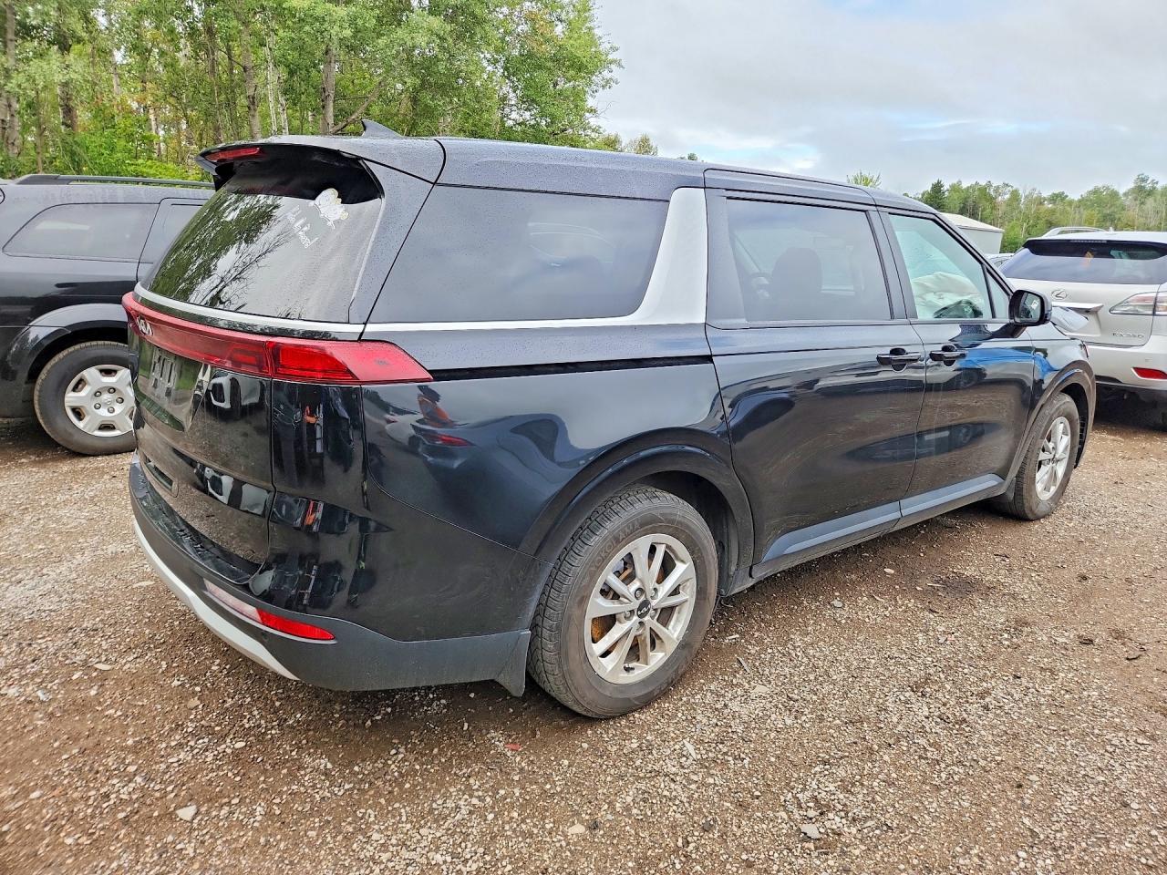 2023 KIA CARNIVAL LX — снимка 3