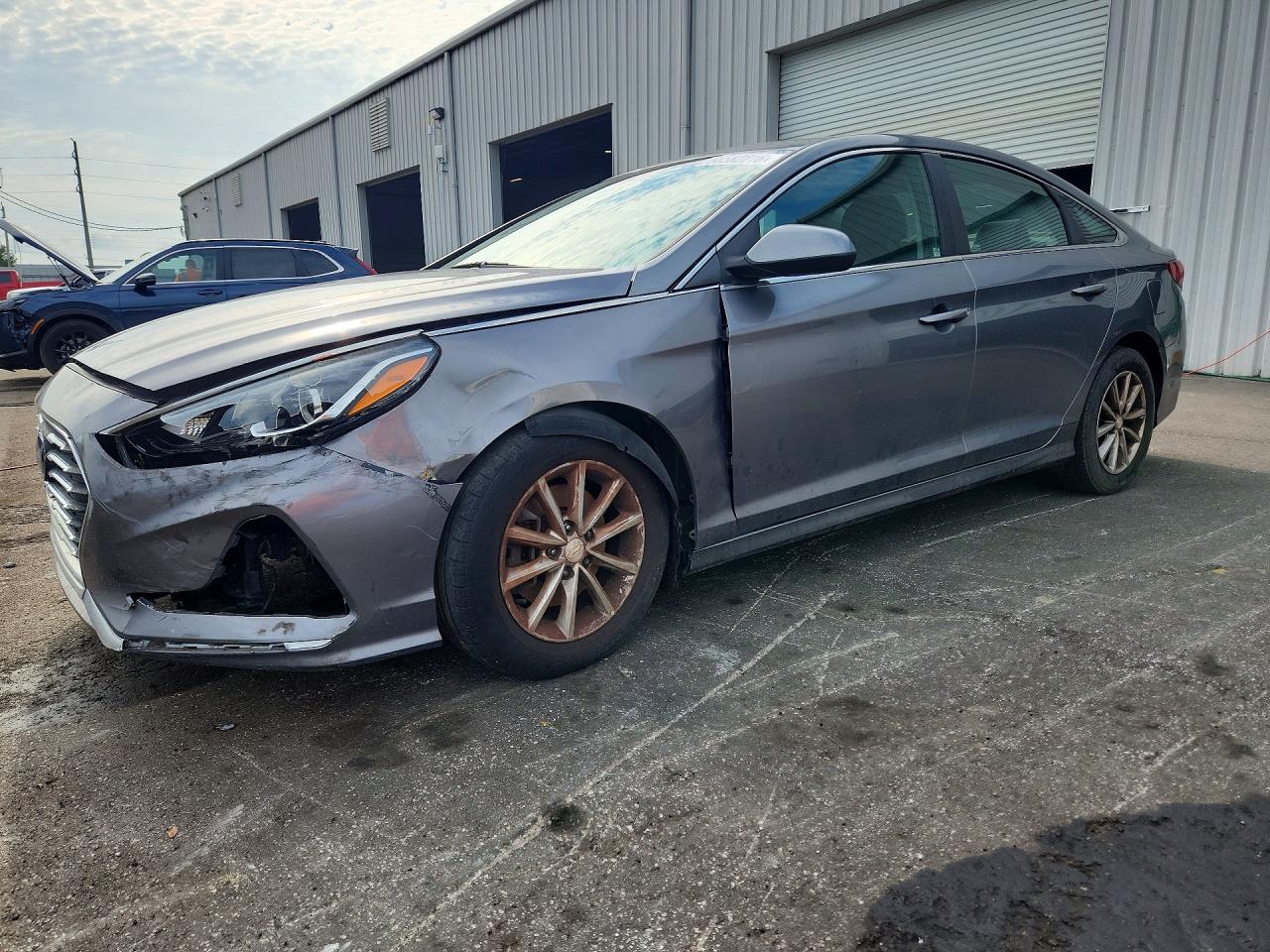 2019 HYUNDAI SONATA SE