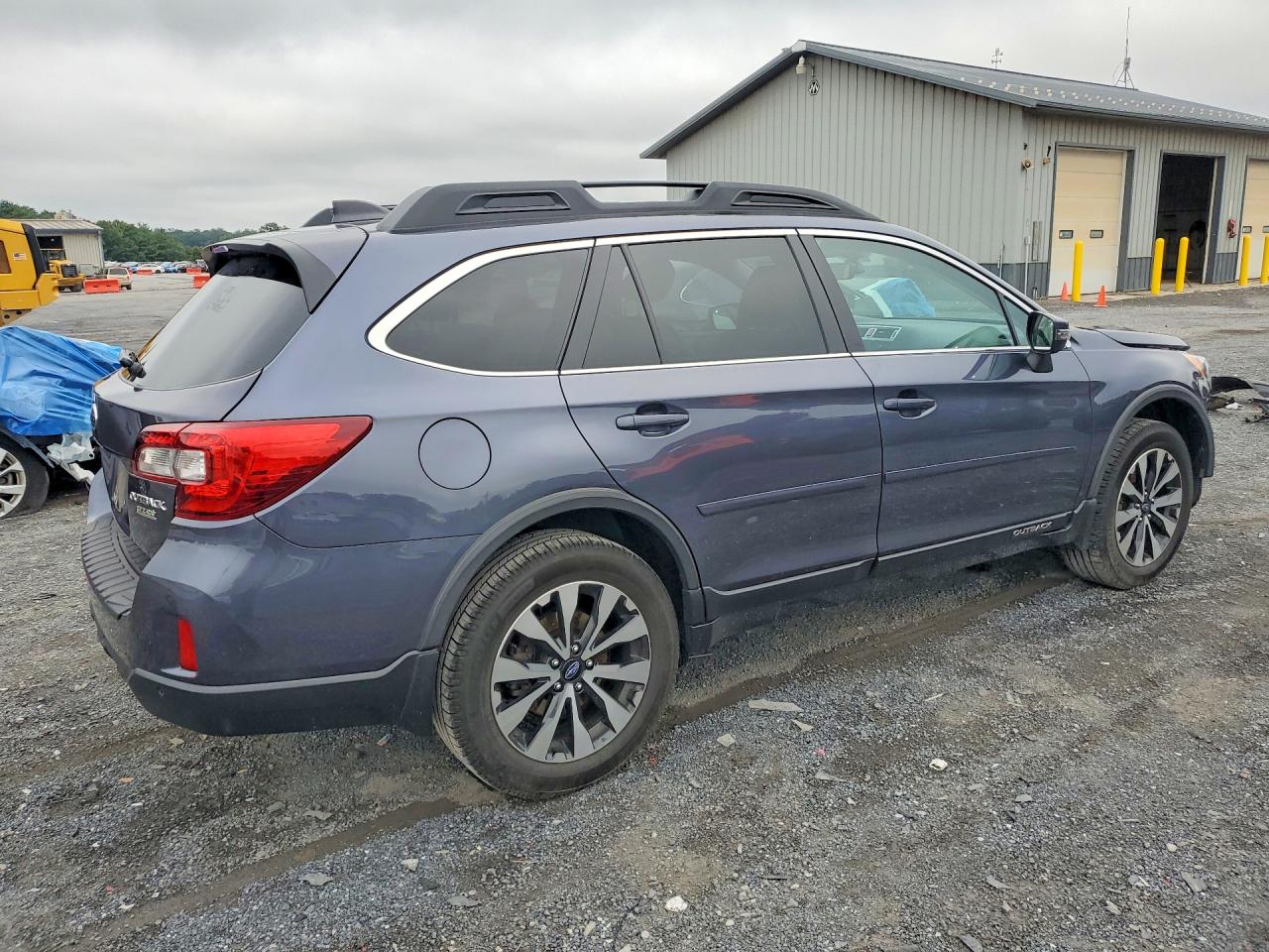 2017 SUBARU OUTBACK 2.5I LIMITED — снимка 3