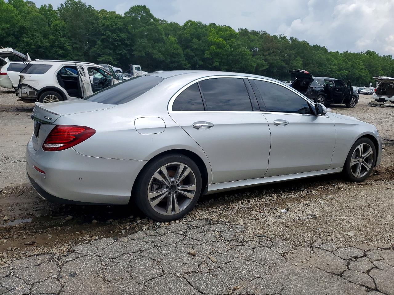 2017 MERCEDES-BENZ E 300 4MATIC — снимка 3