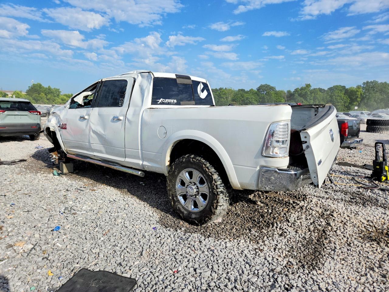 2016 RAM 2500 LARAMIE — снимка 2