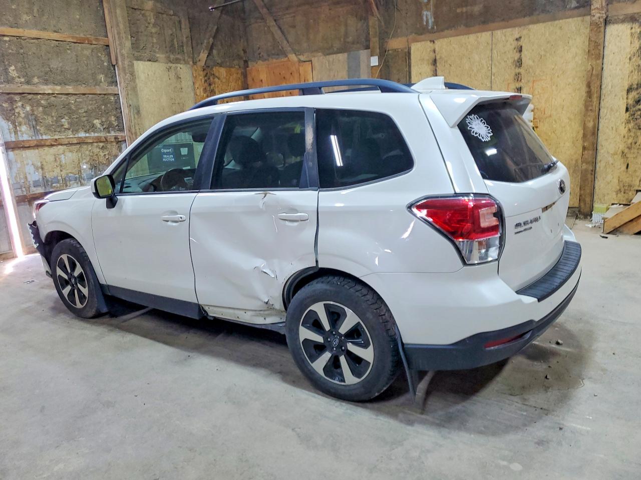2017 SUBARU FORESTER PREMIUM ES — снимка 2