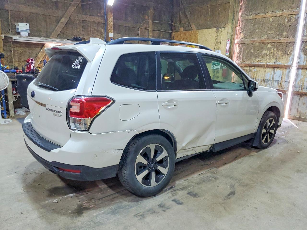 2017 SUBARU FORESTER PREMIUM ES — снимка 3