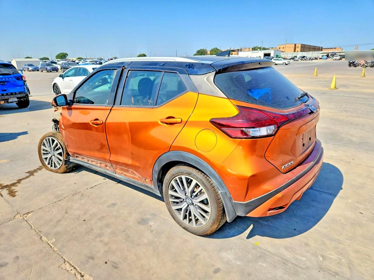 2021 NISSAN KICKS SV — снимка 2
