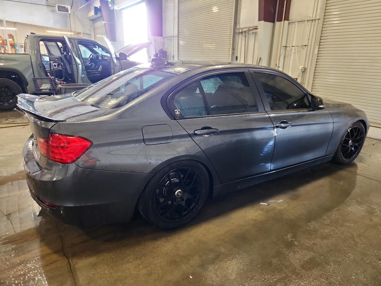 2013 BMW 328 XI — снимка 3