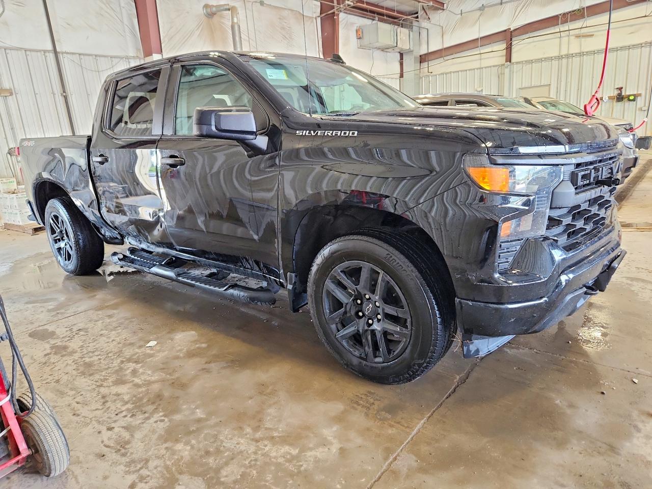 2023 CHEVROLET SILVERADO K1500 CUSTOM — снимка 4